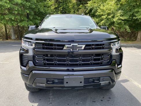 Used 2024 Chevrolet Silverado 1500 RST w/ Convenience Package II image 3