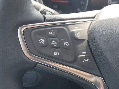 Used 2024 Chevrolet Equinox LT FWD image 8