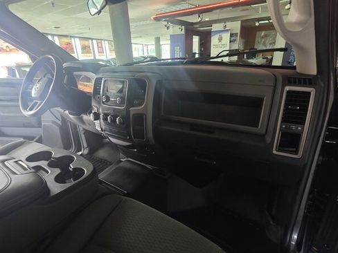 Used 2014 RAM 1500 Express AWD/4WD image 25