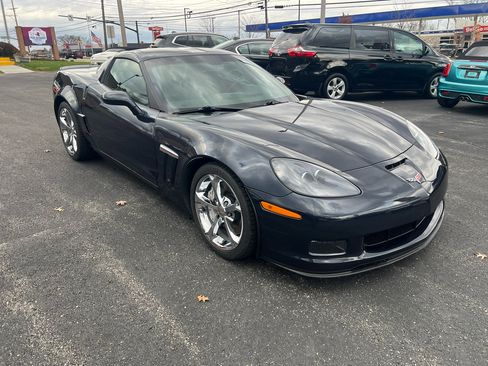 Used 2013 Chevrolet Corvette Grand Sport w/ 2LT Preferred Equipment Group image 3