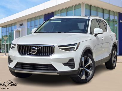 Certified 2025 Volvo XC40 B5 Core w/ Climate Package