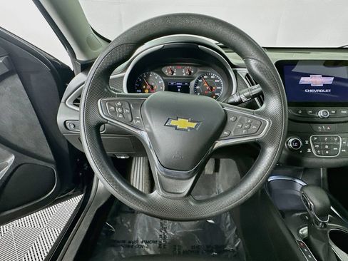 Used 2024 Chevrolet Malibu LT FWD image 16