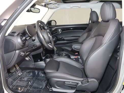 Used 2024 MINI Cooper SE FWD image 13