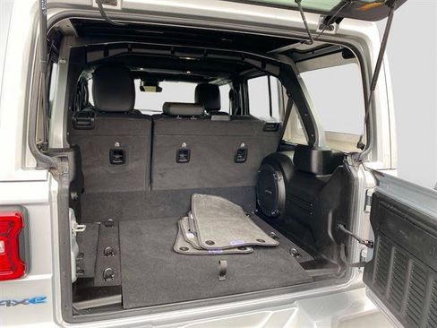 Used 2024 Jeep Wrangler High Altitude image 5