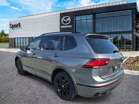 Used 2022 Volkswagen Tiguan SE R-Line image 5