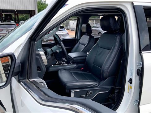 Used 2021 Ford F150 Lariat w/ Equipment Group 502A High AWD/4WD image 8