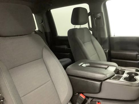 Used 2024 Chevrolet Silverado 2500 Custom w/ Custom Value Package image 22