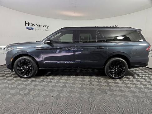 New 2025 Lincoln Navigator L Reserve w/ Jet Appearance Package AWD/4WD image 8