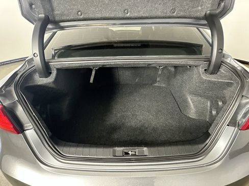 Used 2016 Nissan Maxima Platinum FWD image 31