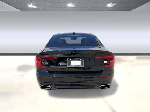 Used 2022 Volvo S60 T8 R-Design w/ Advanced Package AWD/4WD image 10