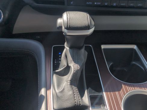 Certified 2024 Toyota Sienna XLE image 24