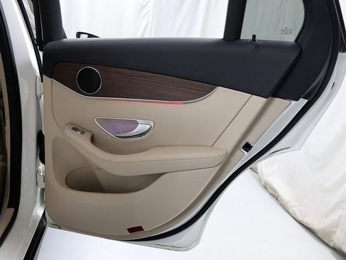 Certified 2022 Mercedes-Benz GLC 300 GLC 300 image 35