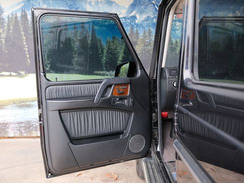 Used 2014 Mercedes-Benz G 550 image 11