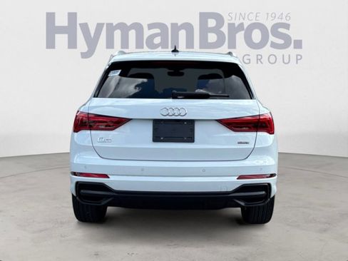 Used 2022 Audi Q3 2.0T Premium Plus w/ Premium Plus Package image 4