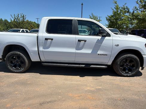 New 2026 RAM 1500 Express AWD/4WD image 7