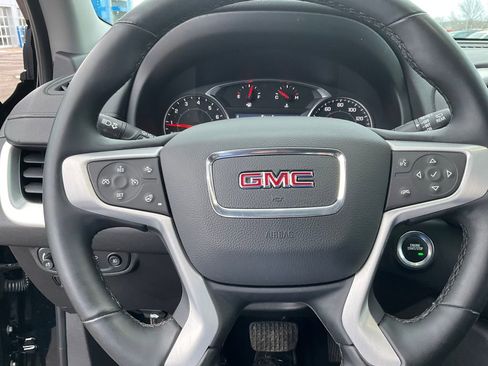 Used 2024 GMC Terrain SLT image 4