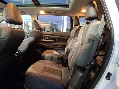 Used 2022 Subaru Ascent Onyx Edition image 17