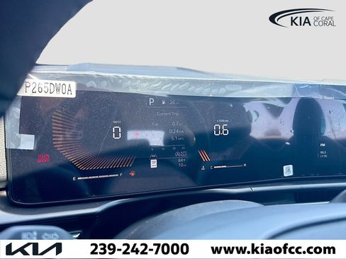 New 2026 Kia Sportage EX image 38