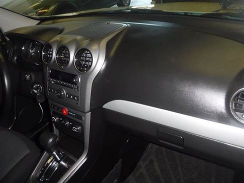 Used 2012 Chevrolet Captiva Sport LS FWD image 28