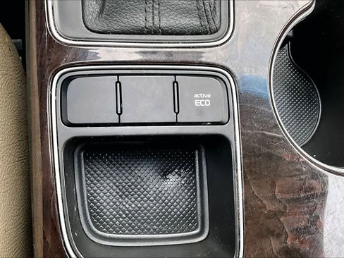 Used 2014 Kia Sorento LX image 32