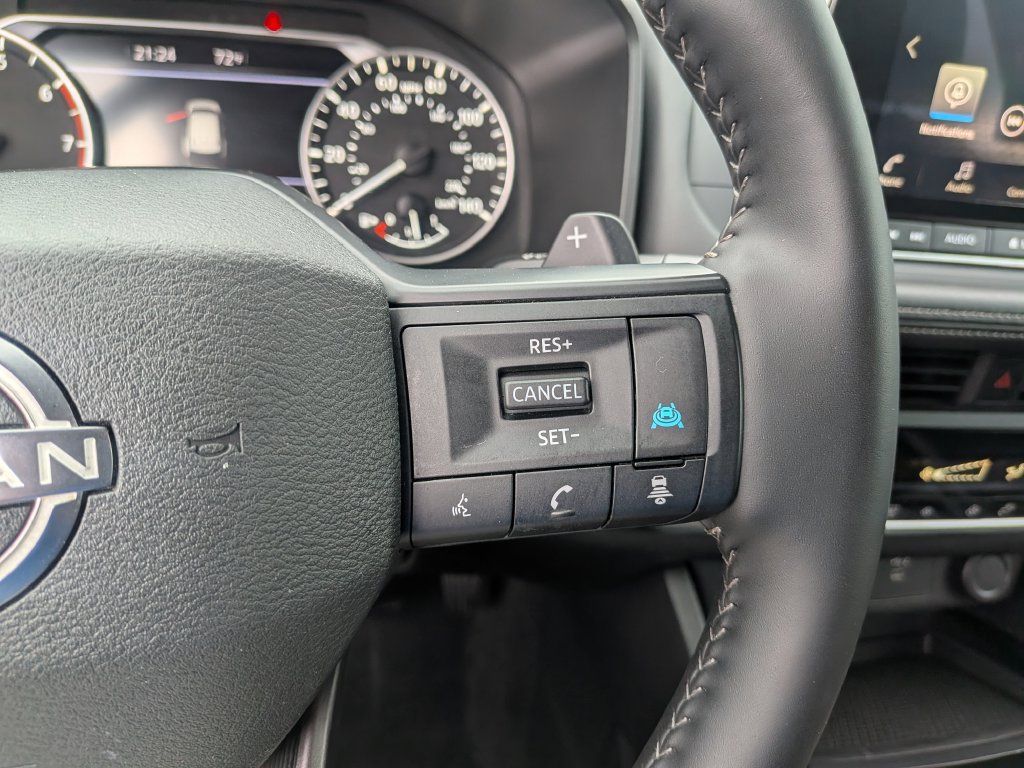 Used 2026 Nissan Rogue SV AWD/4WD image 24
