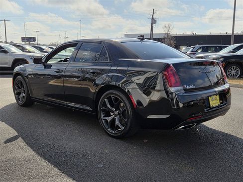 Used 2021 Chrysler 300 S image 6