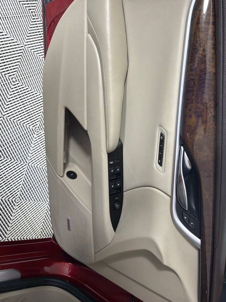 Used 2014 Cadillac XTS Luxury FWD image 11