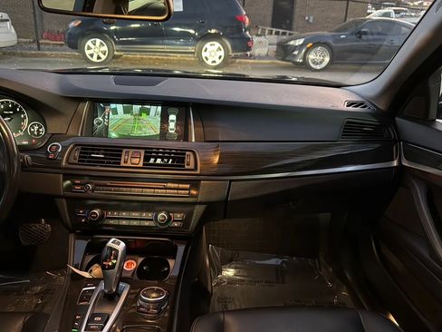 Used 2014 BMW 528i xDrive Sedan AWD/4WD image 28