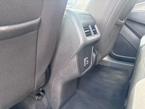 Used 2020 Chevrolet Equinox LS w/ LPO, Floor Liner Package FWD image 29