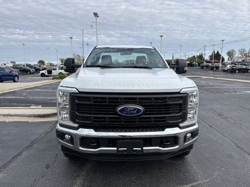New 2026 Ford F350 XL w/ XL Off-Road Package image 3