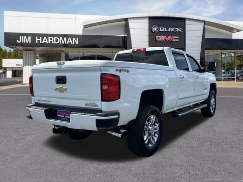 Used 2015 Chevrolet Silverado 2500 High Country w/ Duramax Plus Package AWD/4WD image 7