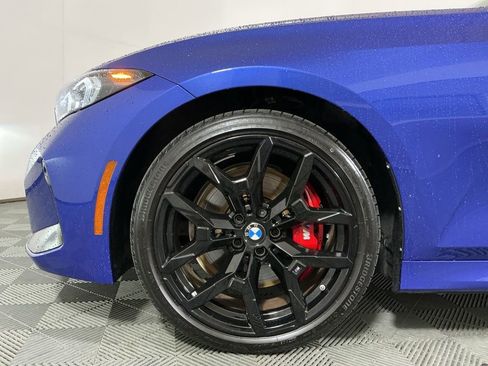 Certified 2025 BMW 330i Sedan w/ M Sport Package RWD image 8