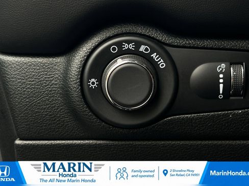 Used 2025 Dodge Durango GT AWD/4WD image 34