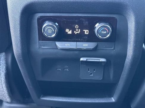 New 2026 Chevrolet Traverse LT w/ Enhanced Driving Package image 10