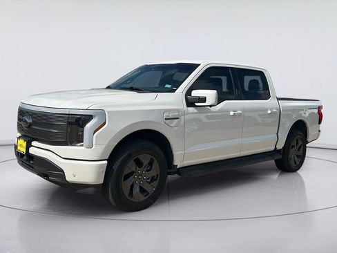 Used 2023 Ford F150 Lightning Lariat w/ Equipment Group 511A High AWD/4WD image 1