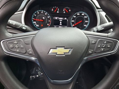 Used 2024 Chevrolet Malibu LT image 19