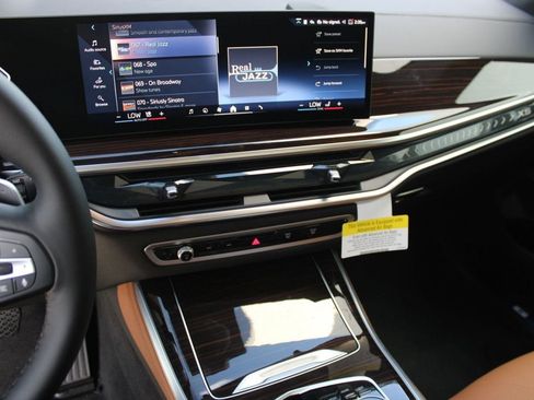 New 2026 BMW X5 sDrive40i w/ Executive Package image 24