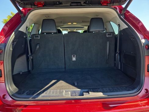 Used 2020 Toyota Highlander XLE FWD image 26