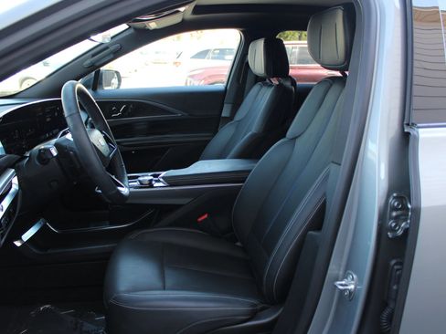 Used 2025 Cadillac Lyriq Sport AWD/4WD image 17