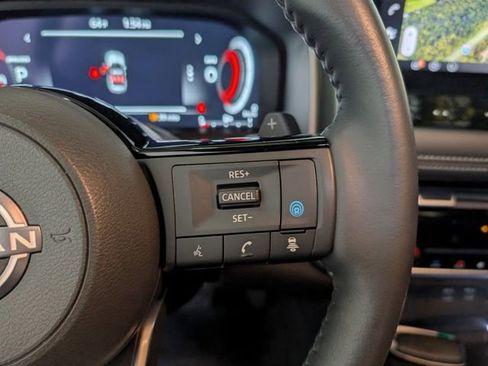 Used 2024 Nissan Rogue Platinum w/ Platinum Premium Package image 18