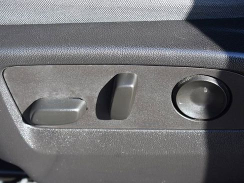 Certified 2022 Chevrolet Silverado 1500 LT image 20