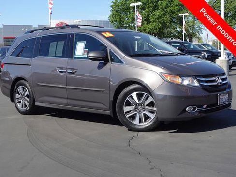 Used 2016 Honda Odyssey Touring Elite image 6