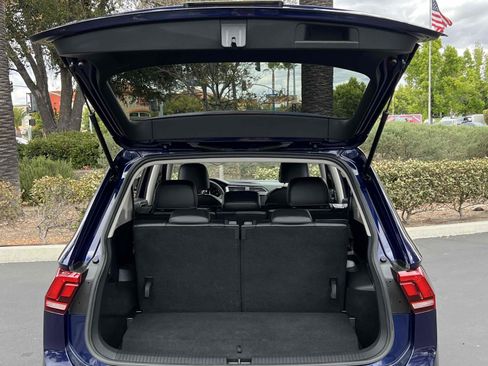 Used 2021 Volkswagen Tiguan SE FWD image 82