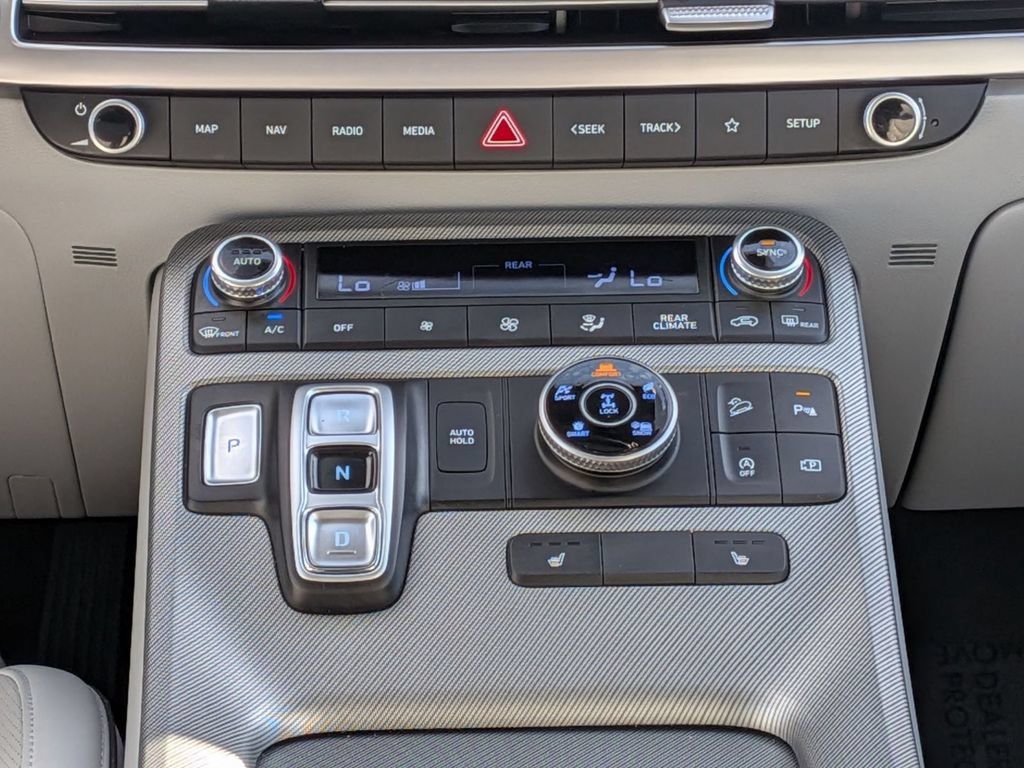 Used 2025 Hyundai Palisade SEL AWD/4WD image 28