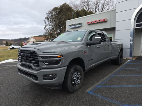 New 2026 RAM 3500 Laramie image 8
