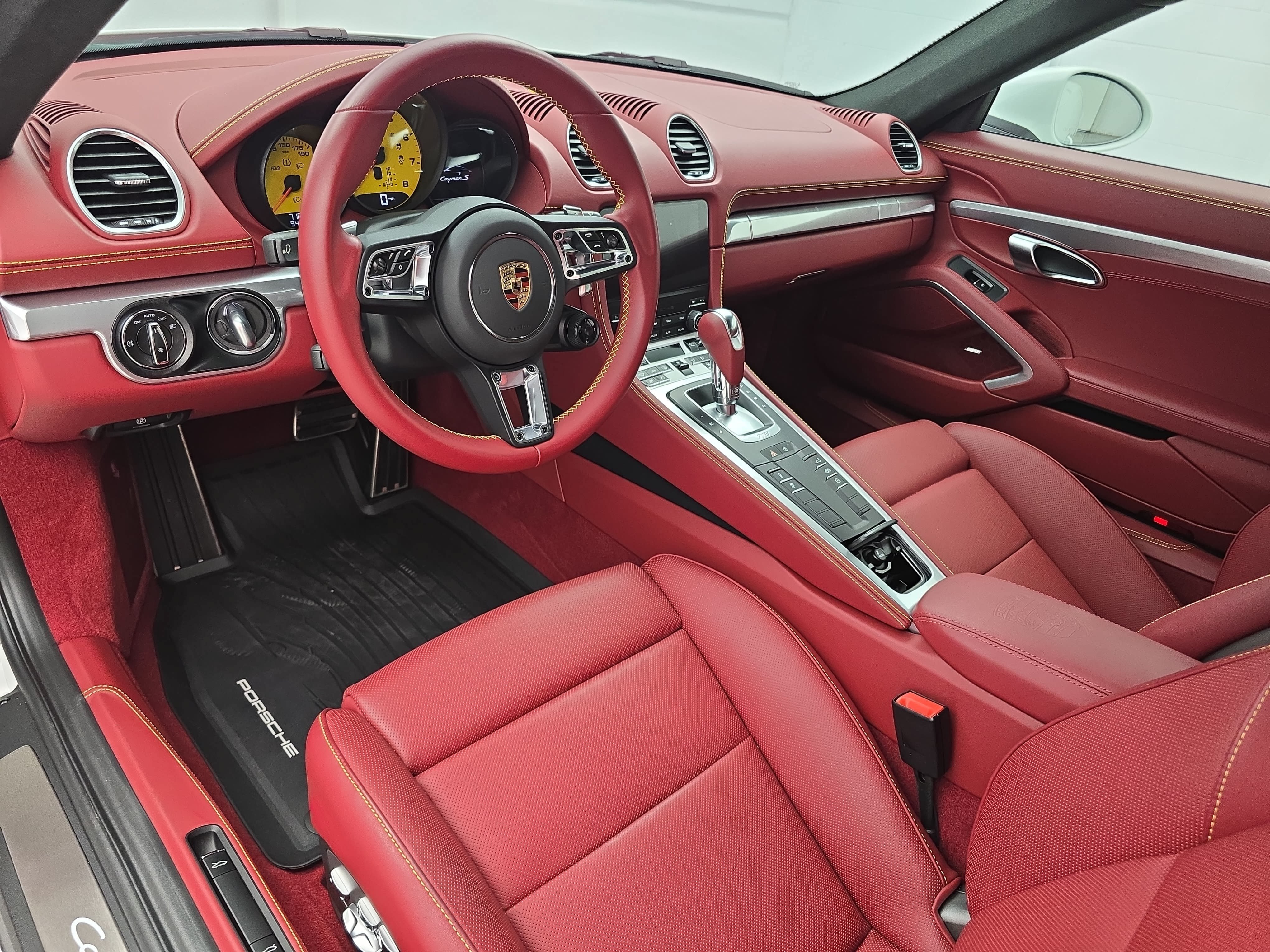 Certified 2025 Porsche 718 Cayman S RWD image 14