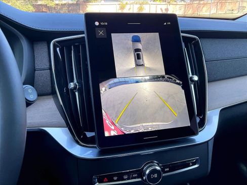 New 2026 Volvo XC90 T8 Plus w/ Protection Package image 20