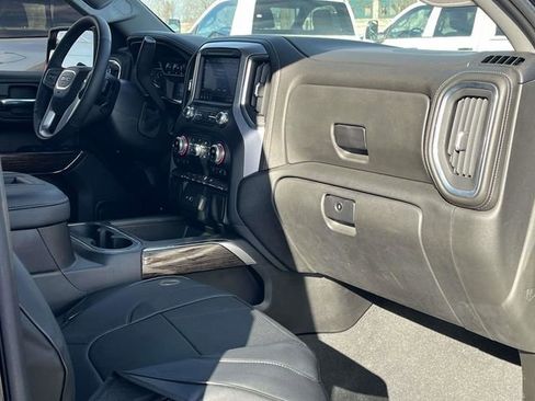 Used 2022 GMC Sierra 1500 Elevation image 24