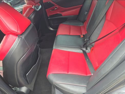 Used 2024 Lexus ES 350 F Sport w/ Accessory Package (Z2) FWD image 9