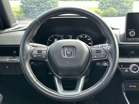 Used 2025 Honda CR-V Sport image 8